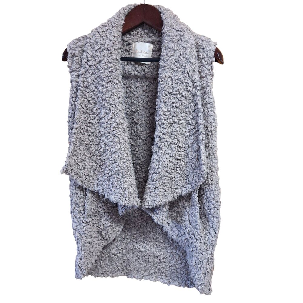 Altar'd State Women's Fuzzy Sleeveless Chunky Cardigan Vest Size‎ XS Cozy Layers